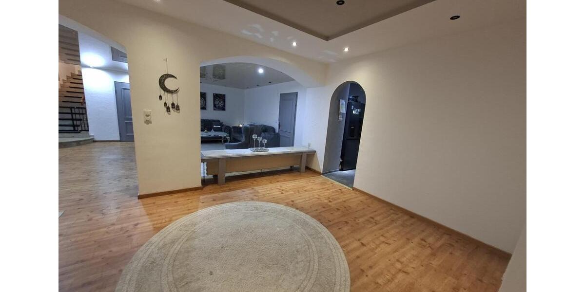 Maisonettenwohnung Neunkirchen Kohlhof - 1 Zimmer, 170 m&sup2;, 1.200&euro; | Angebot:26413152