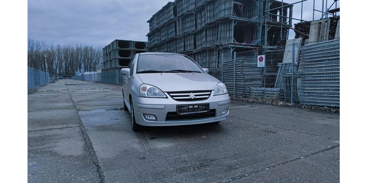 Suzuki Liana 130.200 km 1.699 &euro; Berlin 13089