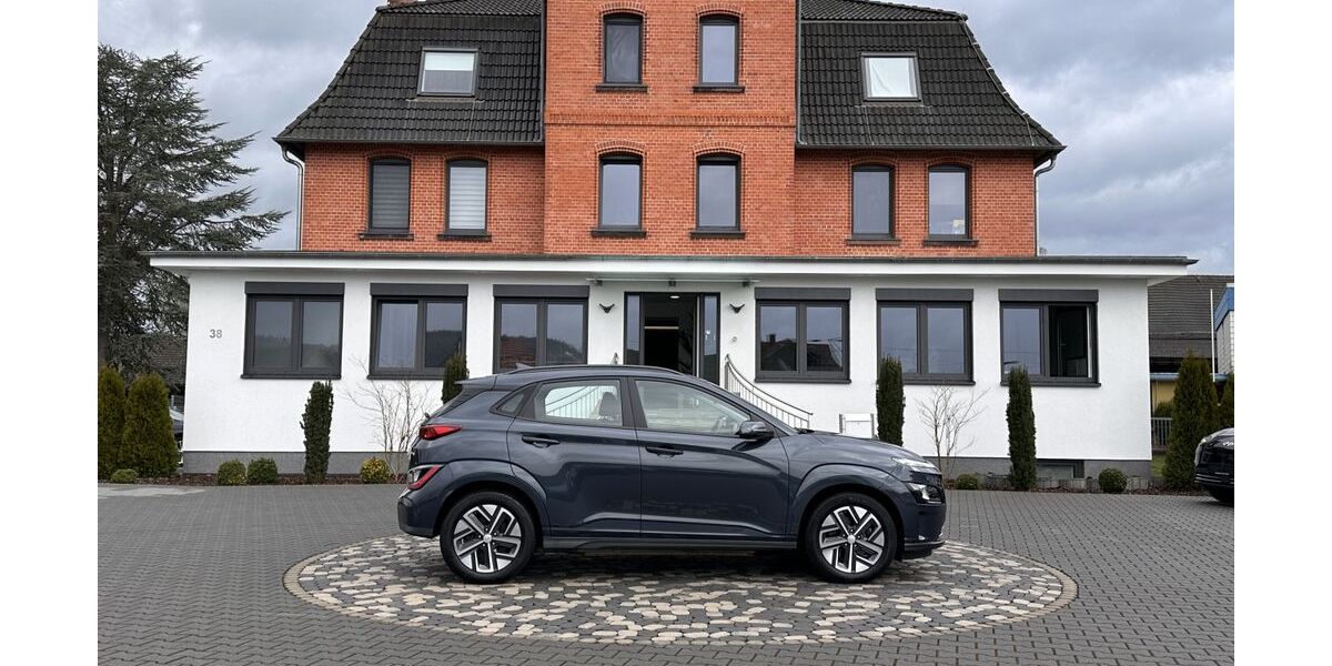 Hyundai KONA Elektro 49.837 km 23.950 &euro; Rotenburg Lispenhausen 36199