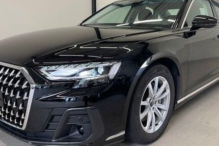 Audi A8 14.200 km 66.900 € Cloppenburg 49661