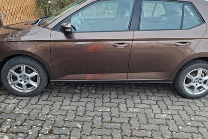 Skoda Fabia 44.953 km 10.600 &euro; Kirchheim/ OT Gaubüttelbrunn 97268