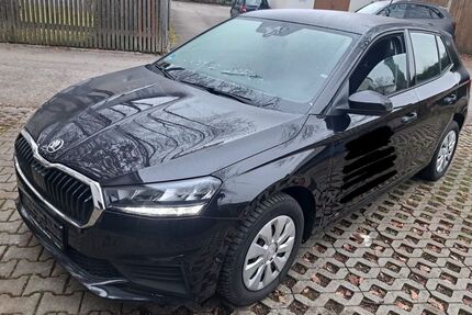 Skoda Fabia 152.911 km 9.500 &euro; Höhenkirchen-Siegertsbrunn 85635