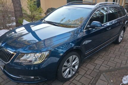 Skoda Superb 126.500 km 13.500 &euro; Borkheide 14823