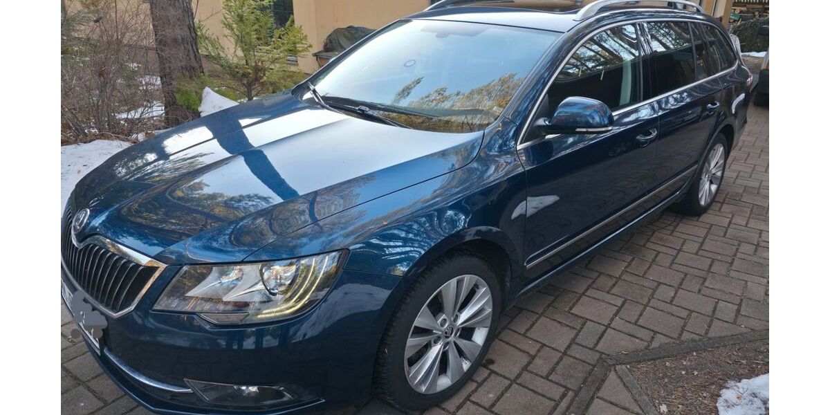 Skoda Superb 126.500 km 13.500 &euro; Borkheide 14823