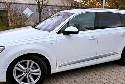 Audi Q7 160.000 km 32.950 &euro; Burglengenfeld 93133