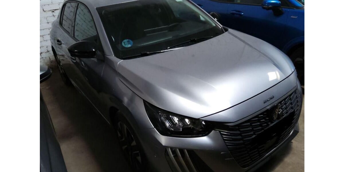 Peugeot 208 23.074 km 19.480 &euro; Rüsselsheim 65428