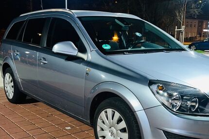 Opel Astra 124.000 km 4.450 &euro; Berlin 10439