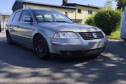 VW Passat Variant 270.000 km 1.200 &euro; Nienburg (Saale) 06429