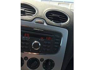 Ford Focus Ambiente,Klima,Tempomat! 153.000 km 850 &euro; Himmelkron 95502