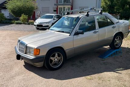 Mercedes-Benz 190 209.000 km 4.250 &euro; Reichelsheim 64385