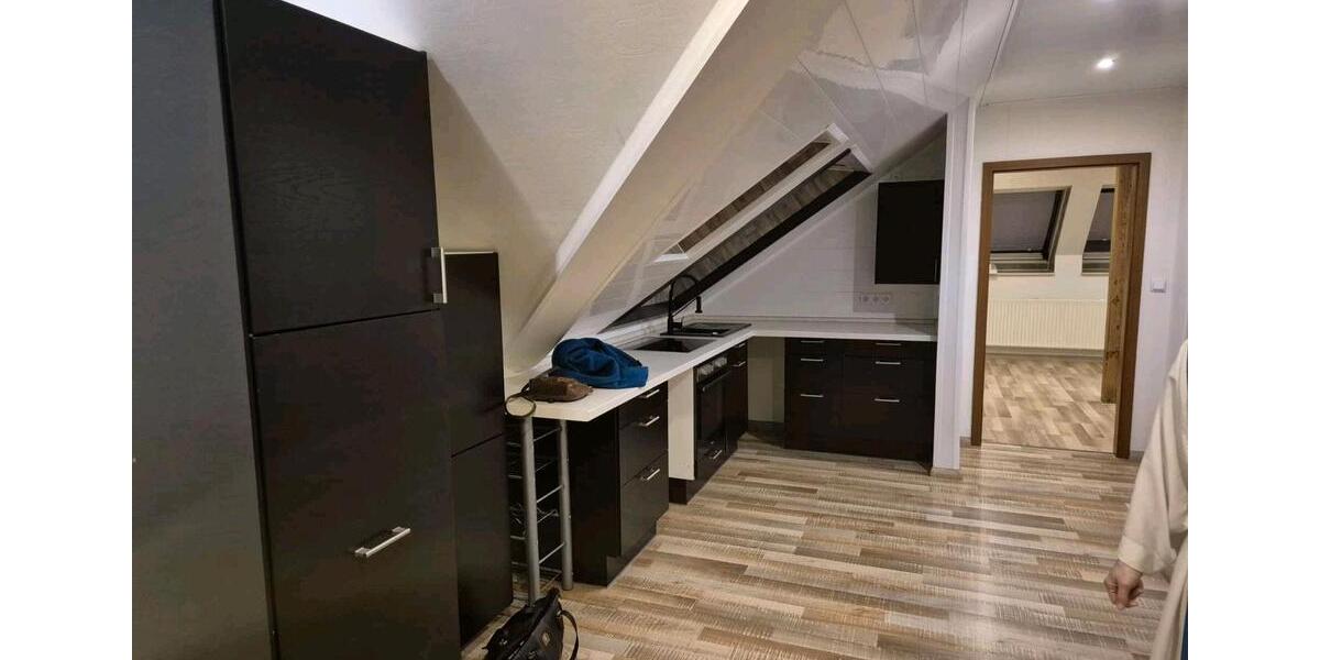 Dachgeschoßwohnung Lotte - 3 Zimmer, 70 m&sup2;, 800&euro; | Angebot:26034973