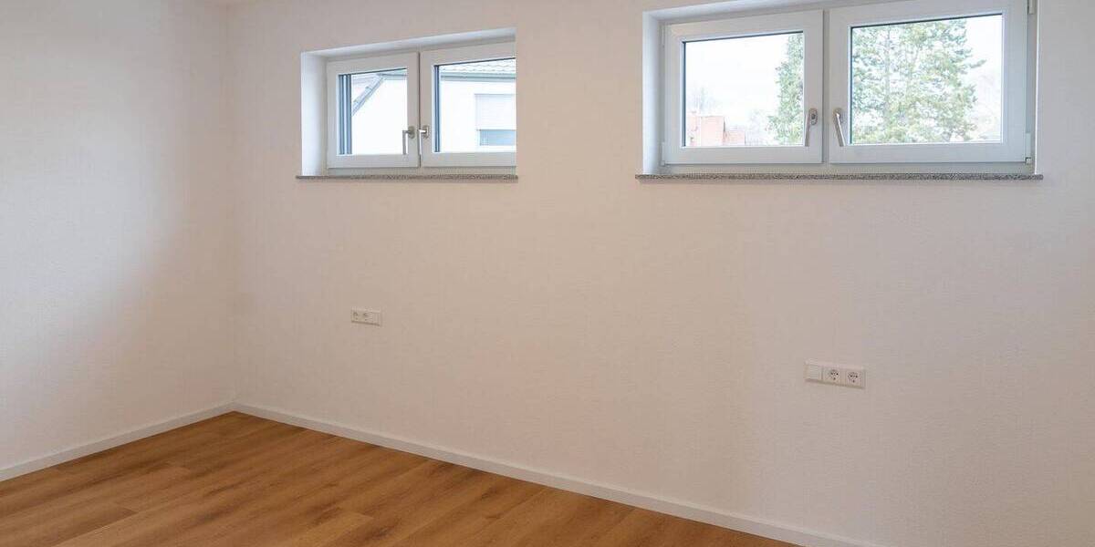 Etagenwohnung Dietenheim - 3 Zimmer, 100 m&sup2;, 1.290&euro; | Angebot:26862155