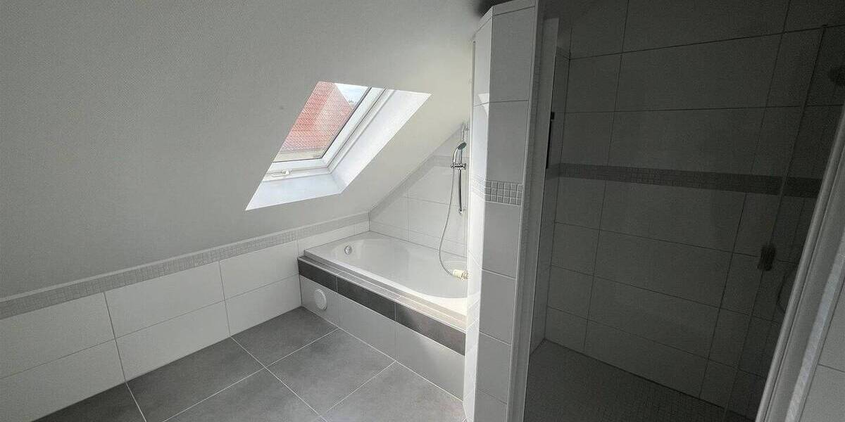 Mehrfamilienhaus, Wohnhaus Hardheim - 6 Zimmer, 180 m&sup2;, 385.000&euro; | Angebot:25706815