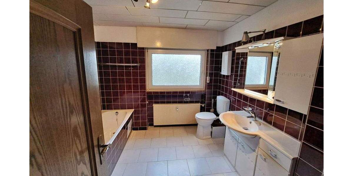 Etagenwohnung Werdohl Rodt - 3 Zimmer, 97 m&sup2;, 660&euro; | Angebot:24810252