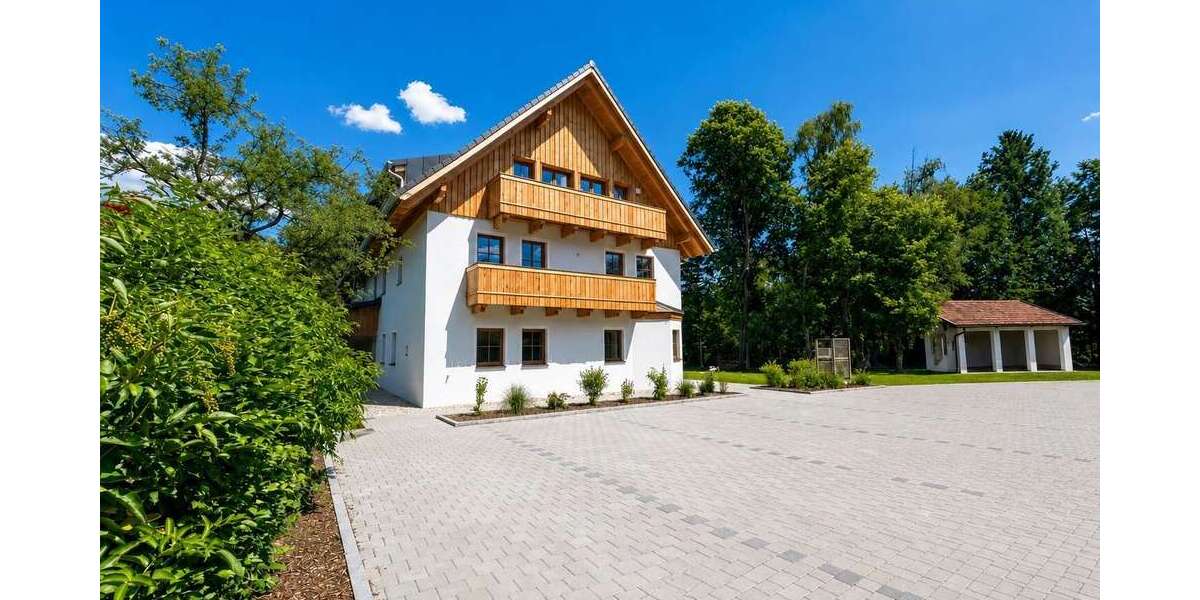Etagenwohnung Lenggries - 2.5 Zimmer, 97 m&sup2;, 1.550&euro; | Angebot:27270960