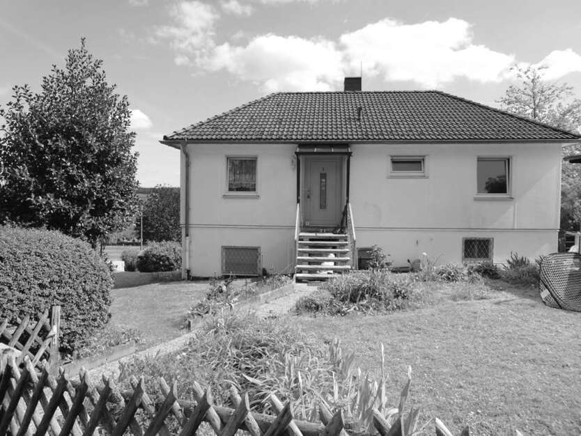 Haus zum Kaufen in Usingen 469.000 € 165 m²