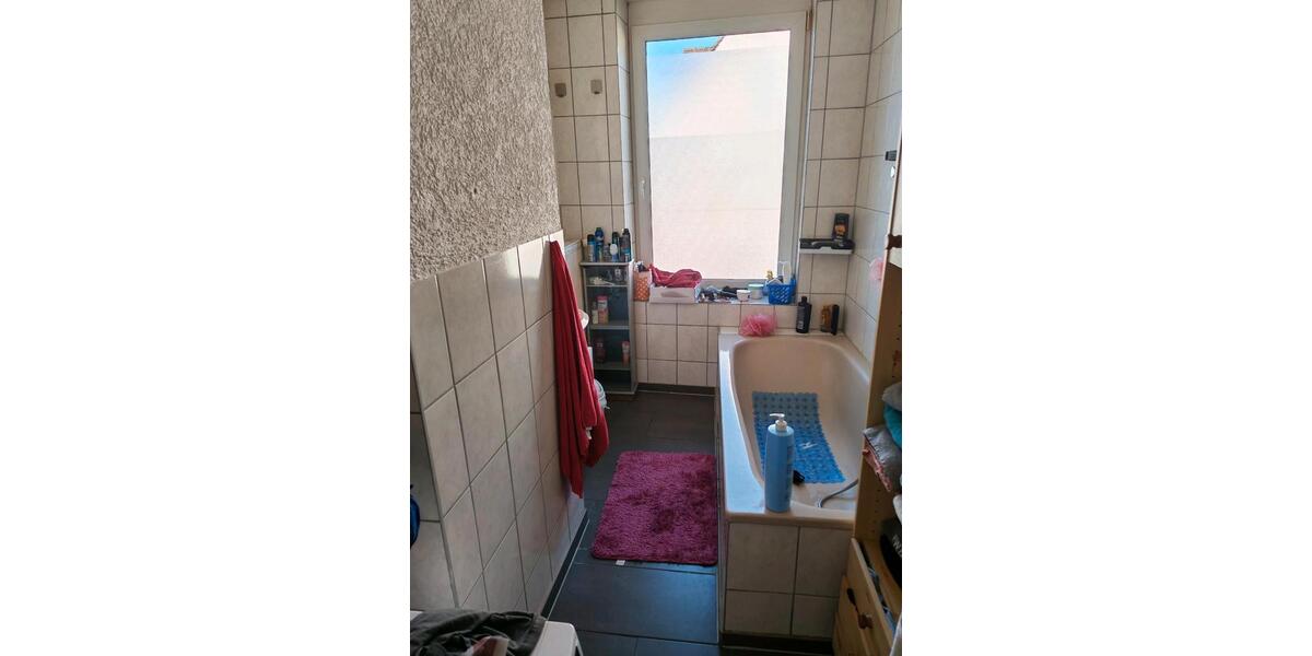 Etagenwohnung Neustadt bei Coburg - 3 Zimmer, 75 m&sup2;, 660&euro; | Angebot:26408493
