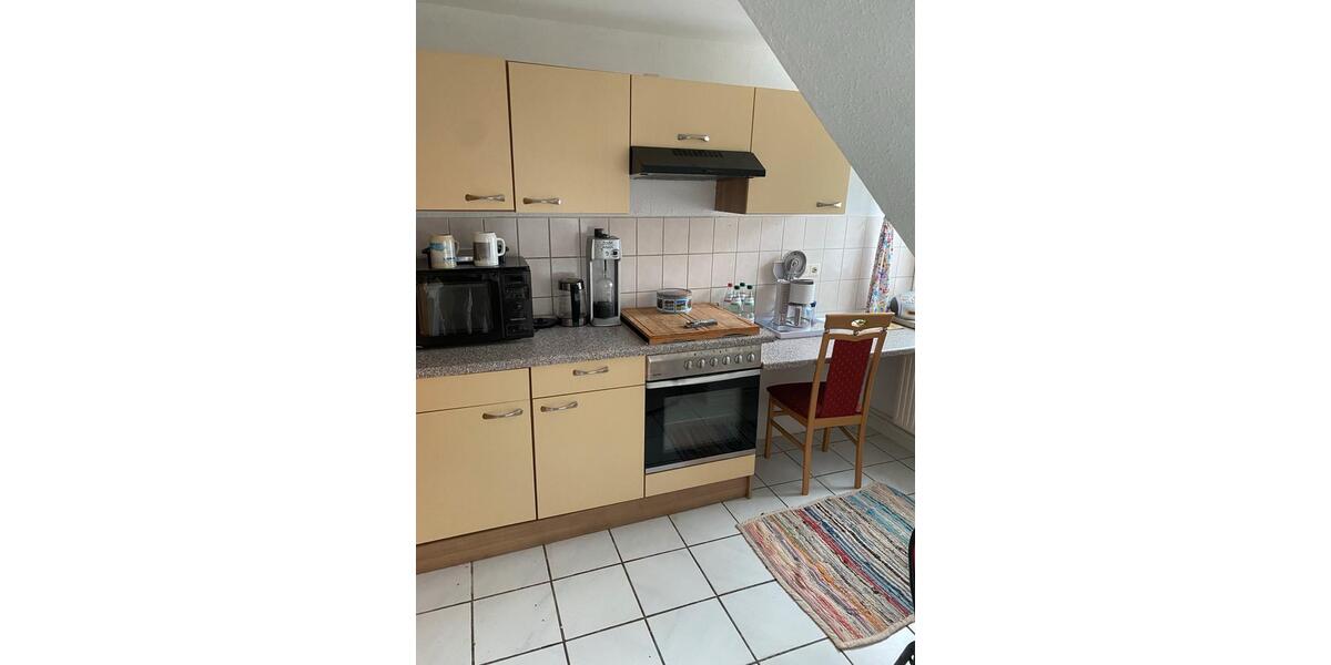 Dachgeschoßwohnung Lüder - 4 Zimmer, 116 m&sup2;, 950&euro; | Angebot:23865055