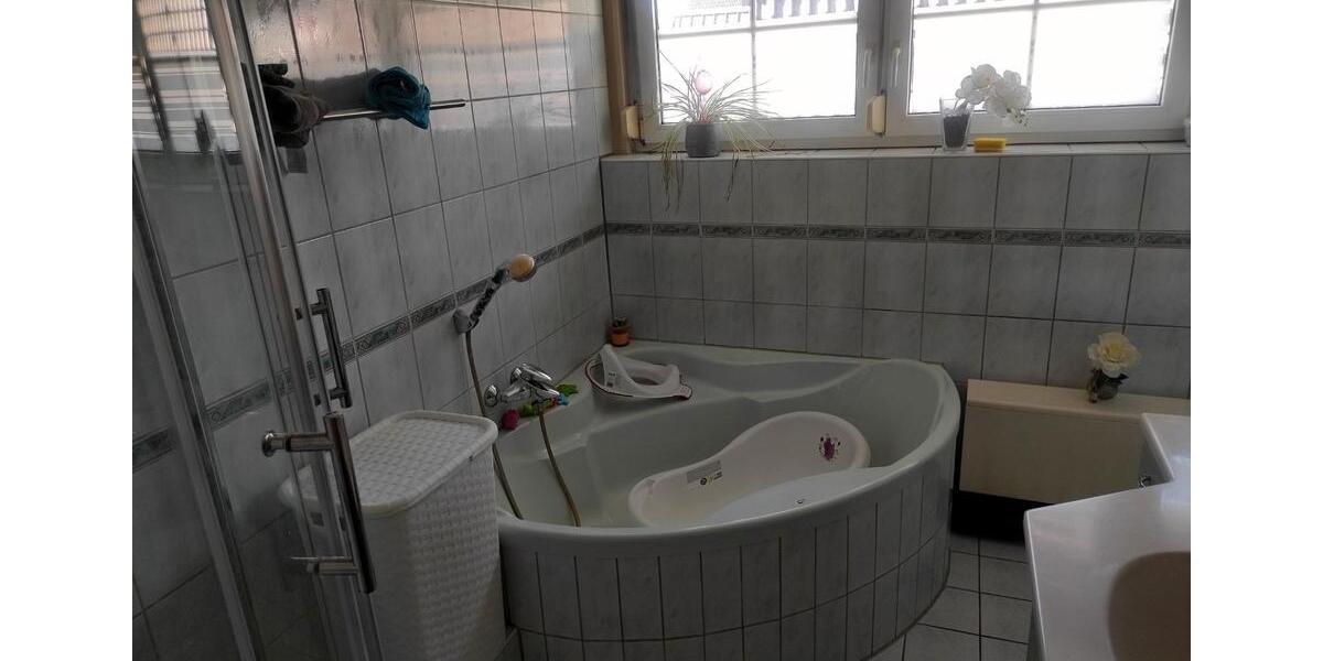 Einfamilienhaus Ochsenhausen - 5 Zimmer, 108 m&sup2;, 415.000&euro; | Angebot:26423324