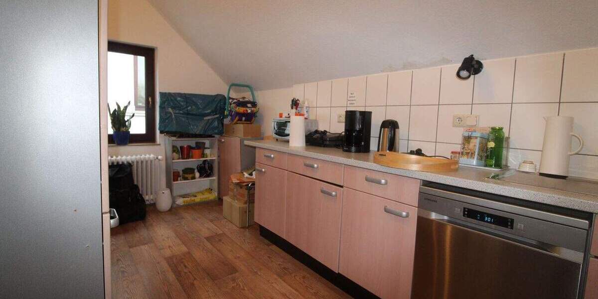 Einfamilienhaus Brake - 8 Zimmer, 190.000&euro; | Angebot:25386815