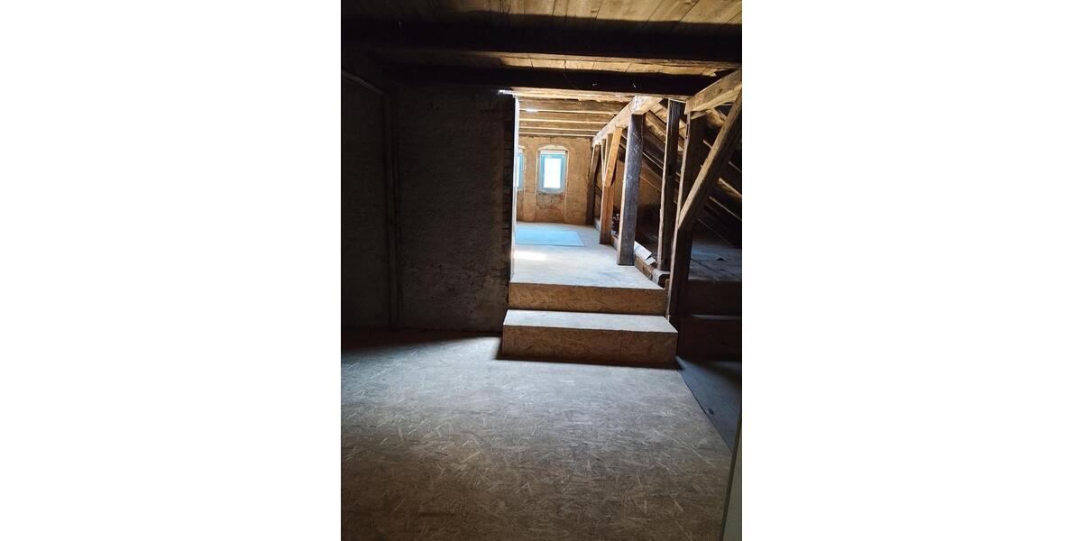 Einfamilienhaus Treuen - 6 Zimmer, 160 m&sup2;, 170.000&euro; | Angebot:26973347