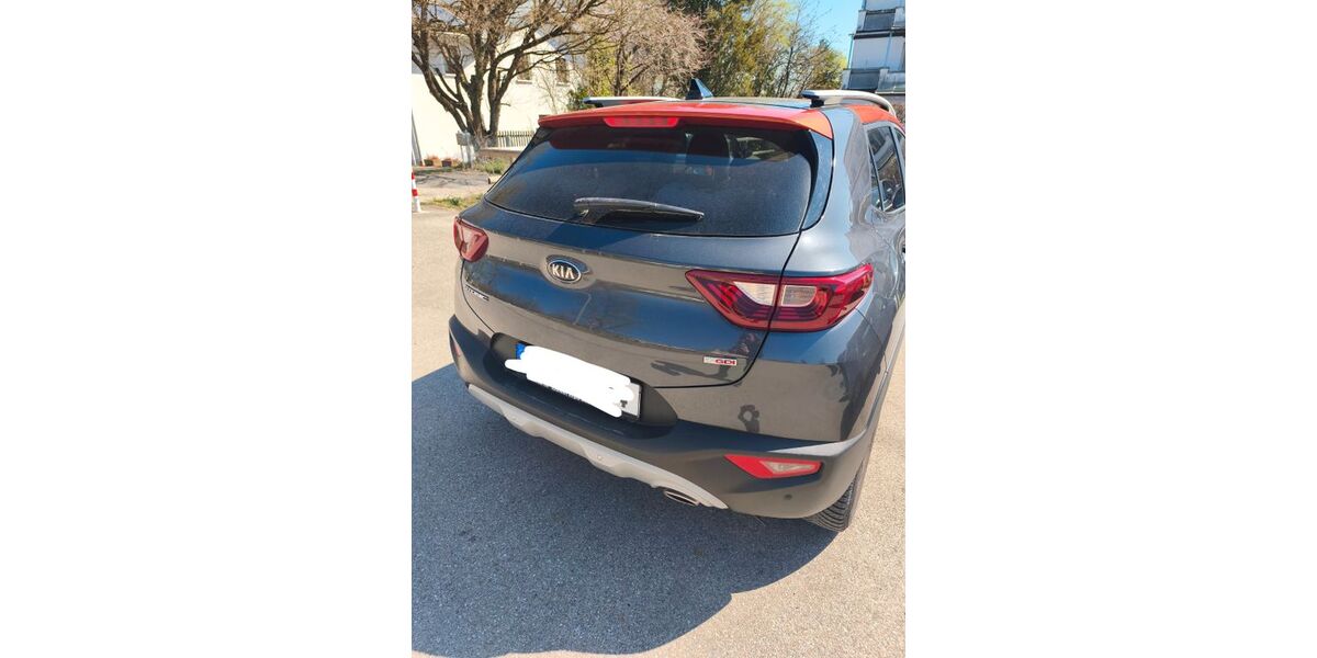 Kia Stonic 45.000 km 17.500 &euro; Planegg 82152