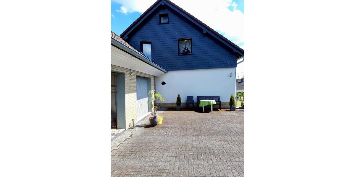 2 Familienhaus in bester Lage 11 zimmer