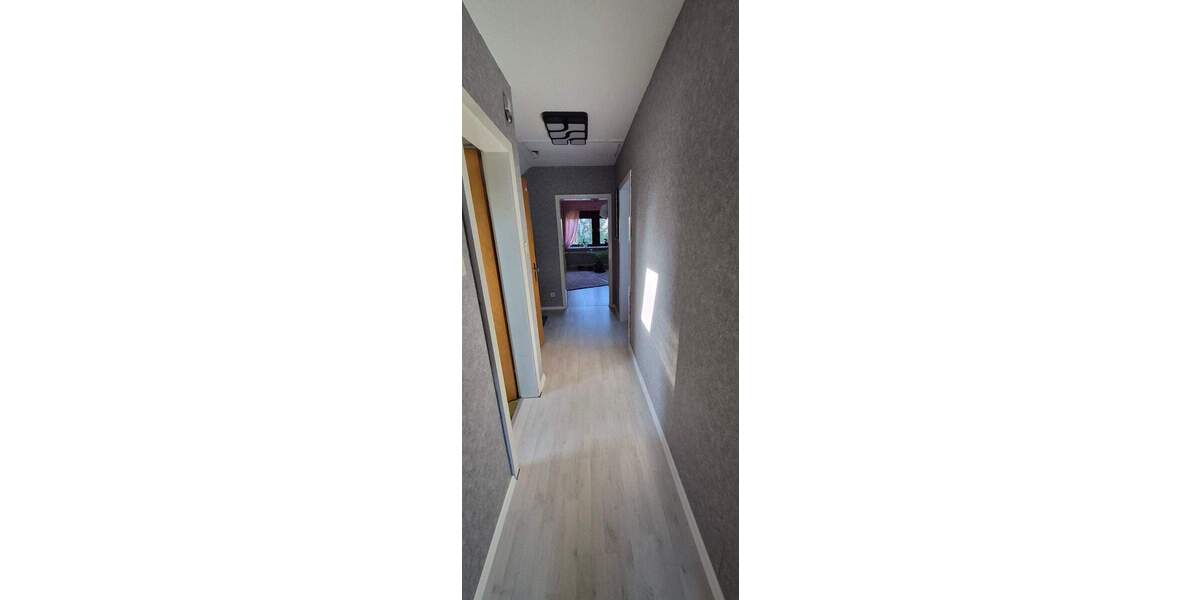 In ruhiger Sackgassenlage * 1-2 Familienhaus * Küche mit EBK * 2 Bäder * Vollkeller * Garage - Einfamilienhaus Höhbeck Brünkendorf | Angebot:24858335