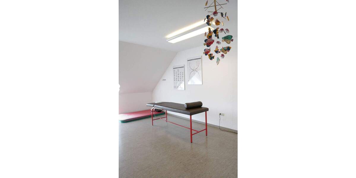 Etagenwohnung Kaufungen Niederkaufungen - 3 Zimmer, 111 m&sup2;, 225.000&euro; | Angebot:26117772