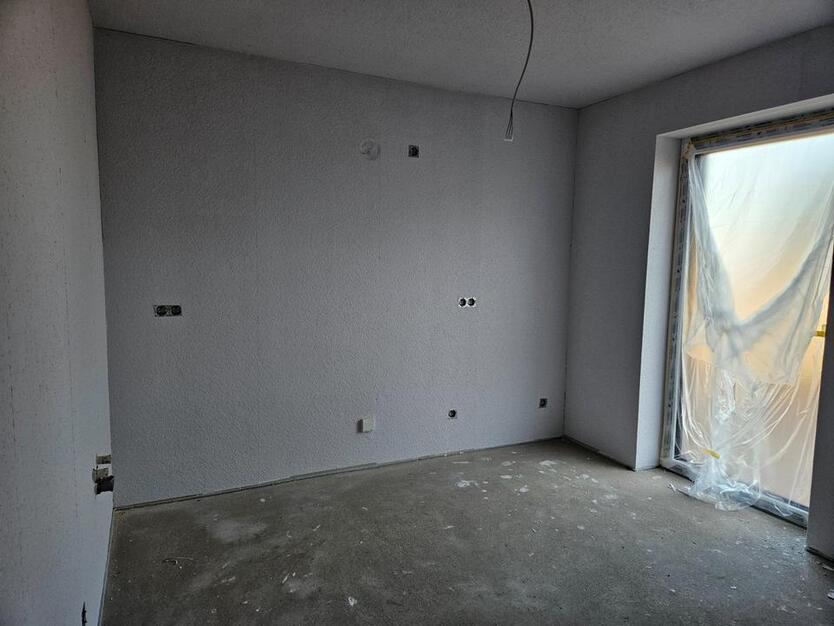 Erstbezug* Doppelhaushälfte mit Carport und überdachter Terrasse