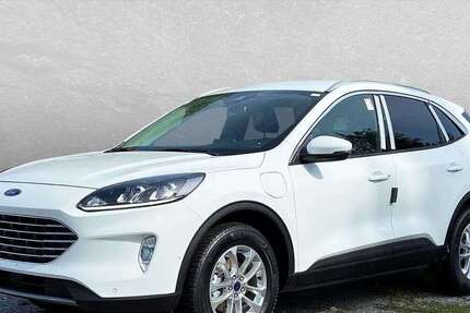 Ford Kuga 5.000 km 39.490 € Regensburg 93059