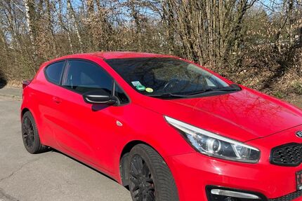 Kia ceed / Ceed 178.000 km 5.700 &euro; Wiehl 51674