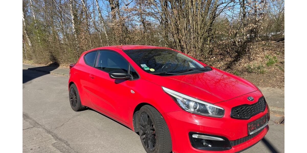 Kia ceed / Ceed 178.000 km 6.500 &euro; Wiehl 51674