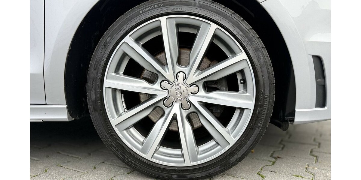 Audi A1 / S-Line / Navi / Xenon / Nur 77 Tkm. 77.000 km 12.900 &euro; Mönchengladbach 41066