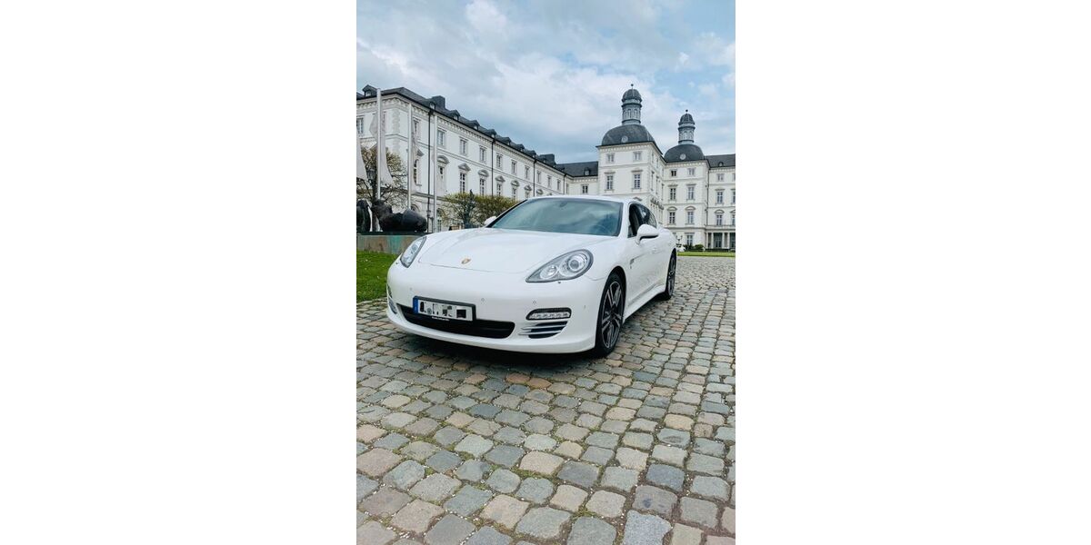 Porsche Panamera 135.000 km 31.500 &euro; Köln 51143