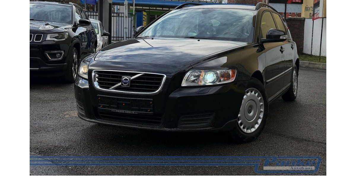 Volvo V50 1.8*Xenon*SKZ*Klima*Scheckheft*SR+WR* 306.037 km 2.200 &euro; Berlin 13187