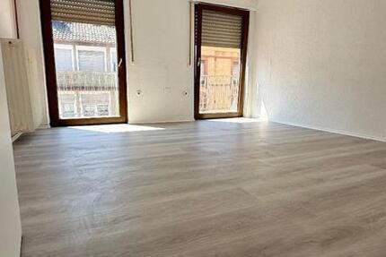 Wohnung Ludwigshafen am Rhein Parkinsel - 4 Zimmer, 1 m&sup2;, 850&euro; | Angebot:24453782