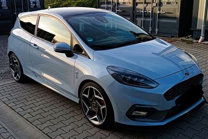 Ford Fiesta 42.800 km 22.630 &euro; Dunningen 78655