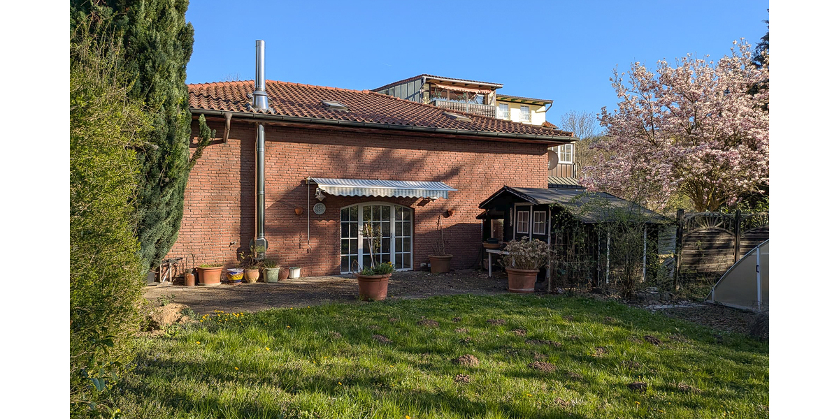 Stilvoller Bungalow mit Charme – Garage, Carport und Pool inklusive - Bungalow Porta Westfalica | Angebot:20088705