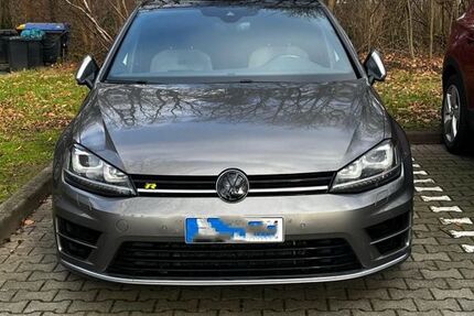 VW Golf 143.650 km 17.995 &euro; Lennestadt 57368