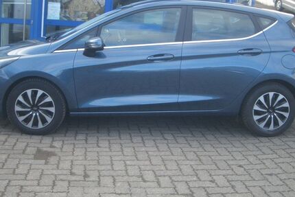 Ford Fiesta 49.000 km 12.999 &euro; Attendorn-Repe 57439