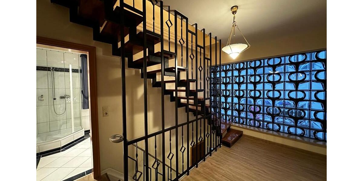 Einfamilienhaus Willebadessen - 8 Zimmer, 177 m&sup2;, 1.350&euro; | Angebot:25129234