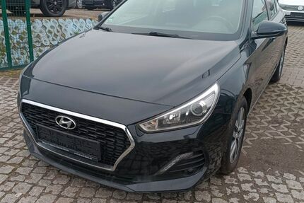 Hyundai i30 161.000 km 6.999 &euro; Berlin 13597