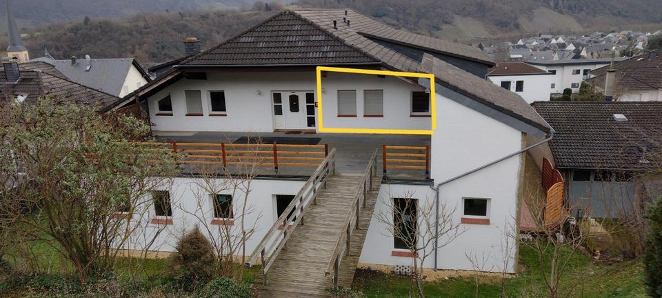 Dachgeschoßwohnung Kröv - 1 Zimmer, 35 m&sup2;, 470&euro; | Angebot:26381934