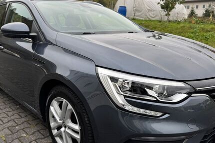 Renault Megane 67.000 km 15.450 € Drolshagen 57489