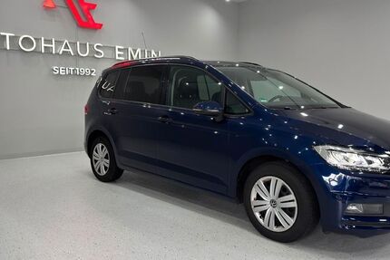 VW Touran 233.624 km 11.950 € Salzgitter 38228