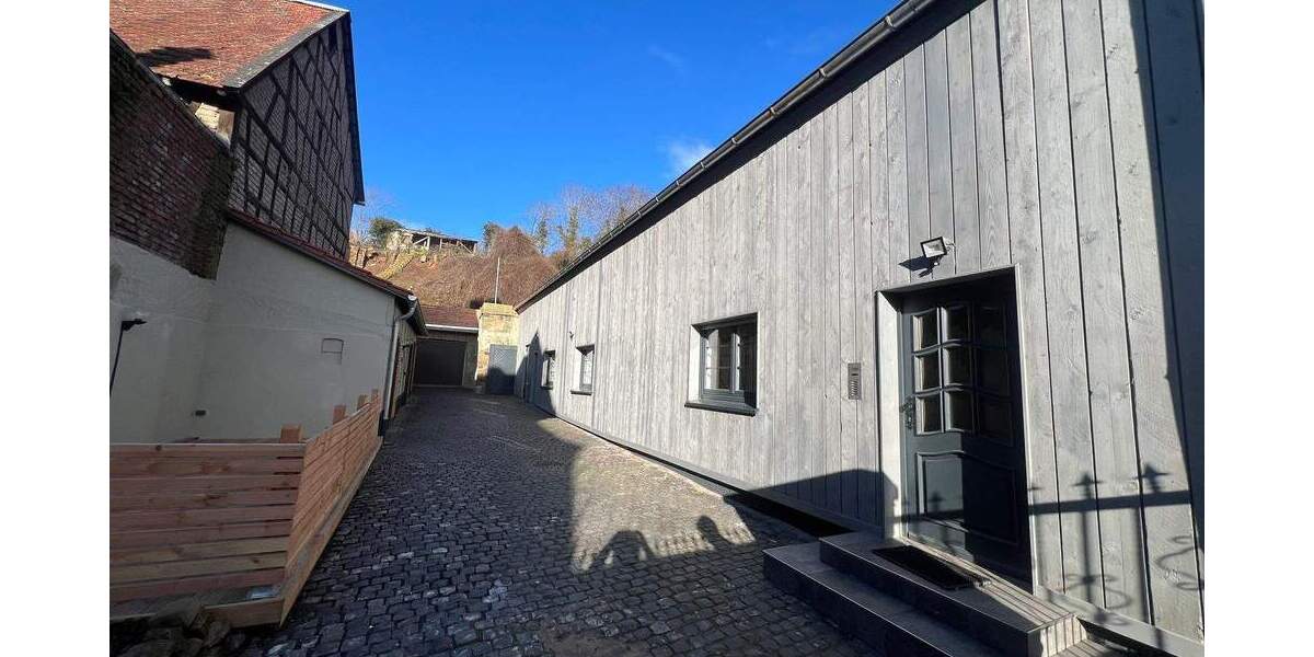 Mehrfamilienhaus, Wohnhaus Nußbaum - 7 Zimmer, 170 m&sup2;, 1.750&euro; | Angebot:25247930