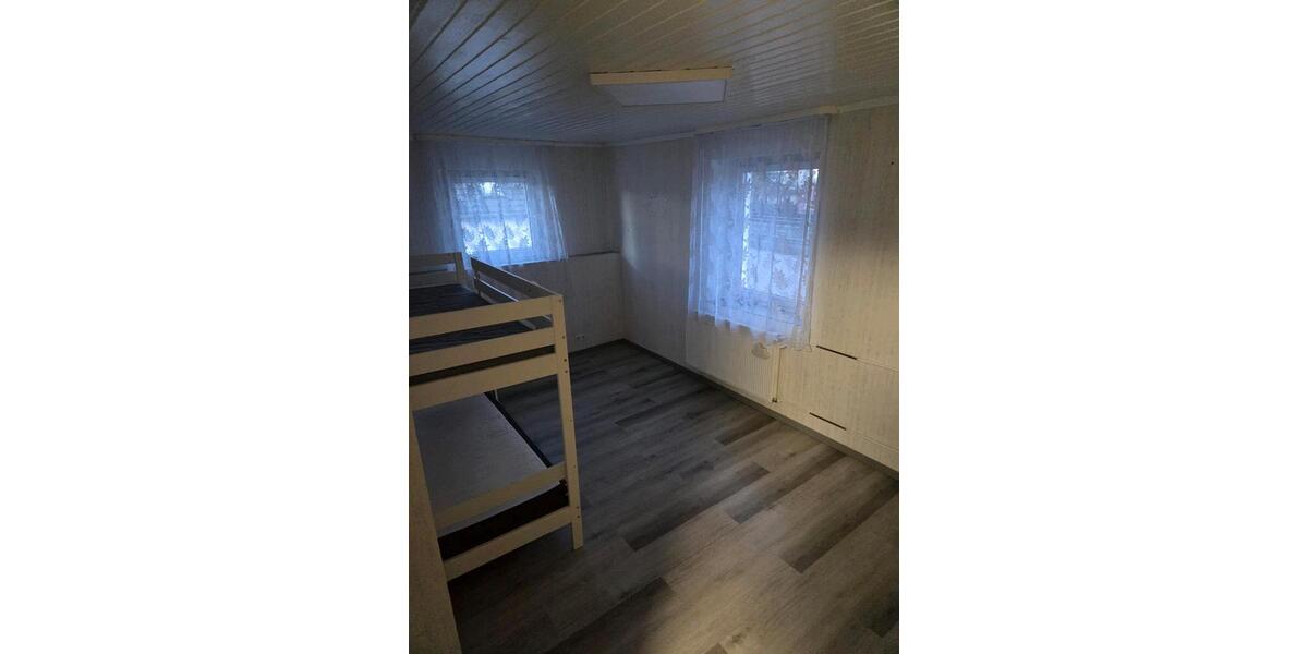 Etagenwohnung Überherrn - 4 Zimmer, 87 m&sup2;, 1.150&euro; | Angebot:25445286