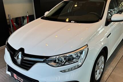 Renault Megane 61.500 km 10.900 &euro; Hamburg 22547