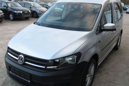 VW Caddy 90.800 km 12.900 &euro; Leverkusen 51371